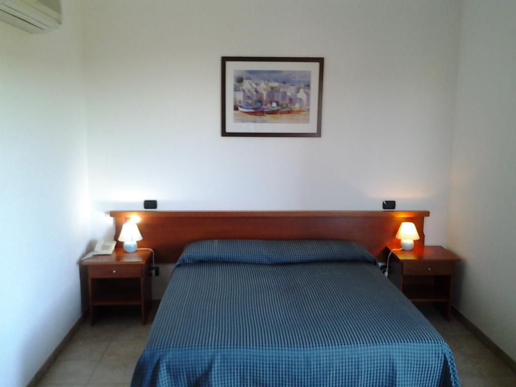 Hotel Il Melograno Tempio Pausania Room photo